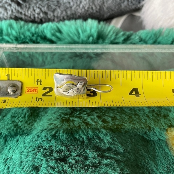 Rare Vintage Sterling Silver Earrings​​​​​​​​ - Picture 11 of 12